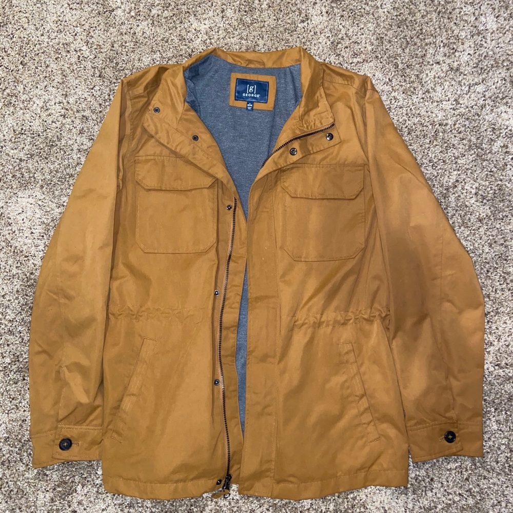 thin rain jacket/windbreaker